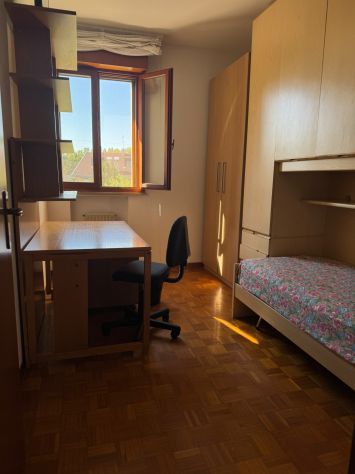 QUADRILOCALE ARREDATO IN ZONA SAN LAZZARO - Foto 3