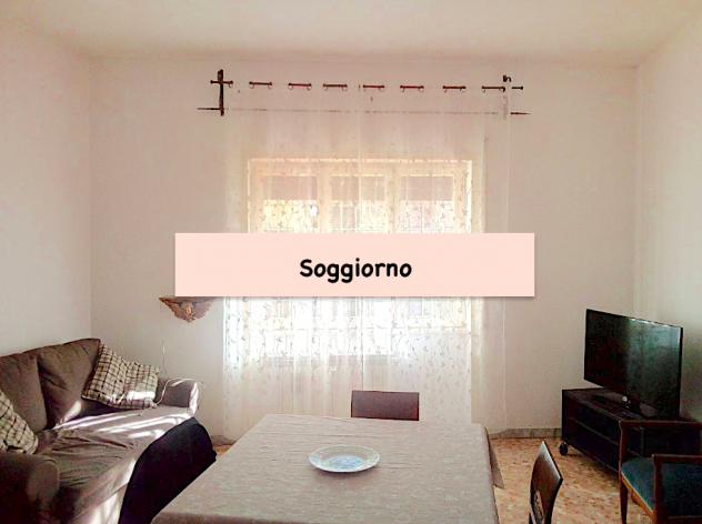 BALDO DEGLI UBALDI TRILOCALE ARREDATO CON TERRAZZO PRIVATO. - Foto 6