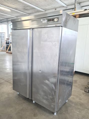 armadio frigo doppio in inox usato