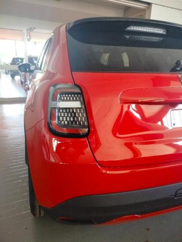FIAT 600 Hybrid 110cv DCT MHEV La Prima km0 rif. 23944690 - Foto 8