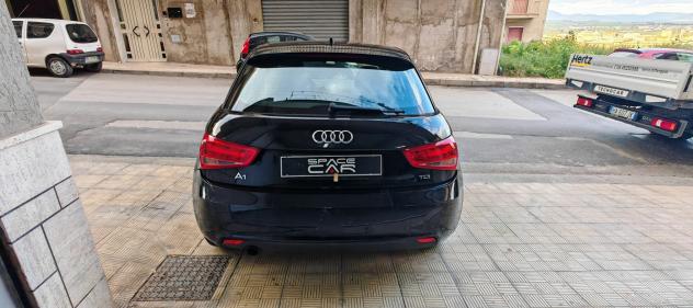 Audi A1 1.6 TDI Attraction - Foto 6