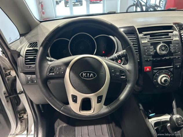 KIA Venga 1.6 CRDi VGT TX - Foto 8