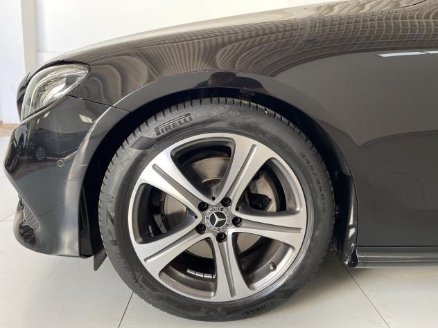 Mercedes-Benz Classe E E 220d Cabrio Sport Auto*242€ al mese* - Foto 5