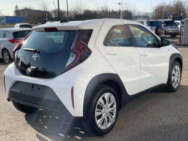 TOYOTA Aygo X 1.0 VVT-i 72 CV 5 porte Active rif. 22877434 - Foto 6