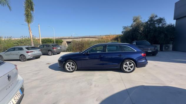 Audi A4 Avant 35 TDI 163 CV S tronic Business Advanced TUA DA 341 CON ANTICIPO 0 - Foto 4