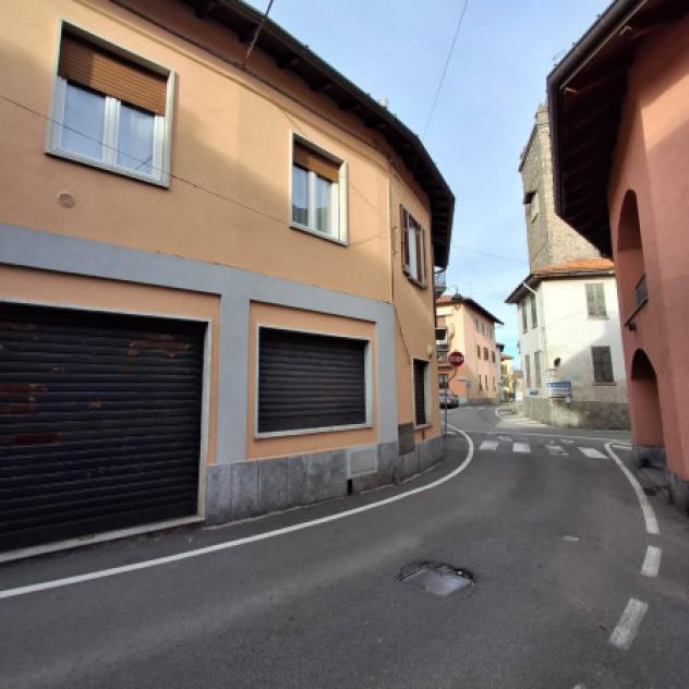 Immobile di 112 m² con 2 locali in vendita a Gazzada Schianno - Foto 14