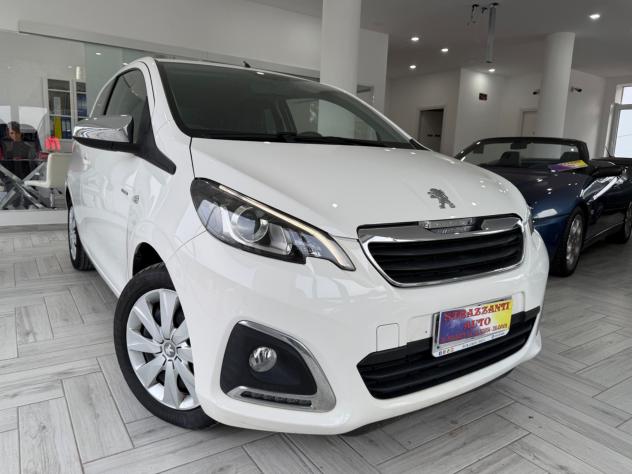 Peugeot 108 VTi 72 S&S Allure DA VETRINA2021 - Foto 2