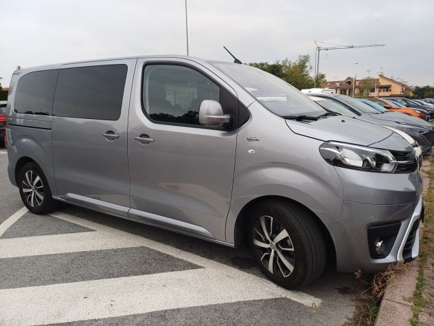 Toyota Proace Verso Medium Executive 2.0D 150cv - Foto 2