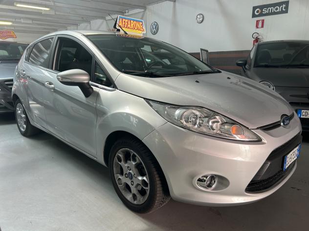 Ford Fiesta 1.2 82 CV 5 porte Titanium - Foto 2