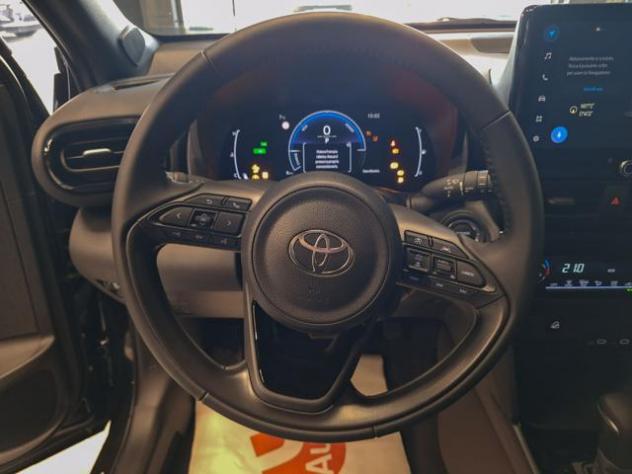 TOYOTA Yaris Cross 1.5 Hybrid 130 CV 5p.E-CVT Trend km0 rif. 23236049 - Foto 10