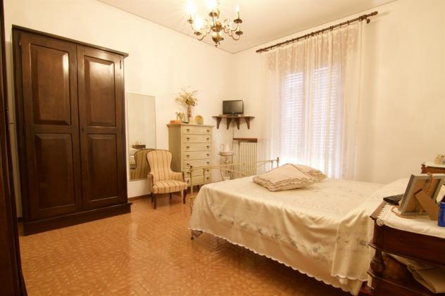 RONCO ALL'ADIGE – CASA INDIPENDENTE DI 320 MQ DIVISIBILE IN 2 ABITAZIONI CON 600 MQ DI GIARDINO - Foto 6