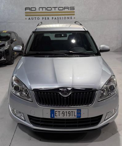 Skoda Roomster 1.2 tsi Easy c/sen.parc. 86cv Catena - Foto 2