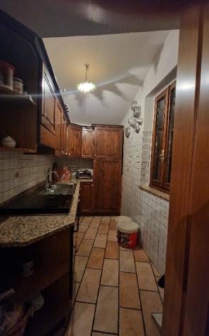 PORZIONE RISTRUTTURATA CON ASCENSORE - Foto 8