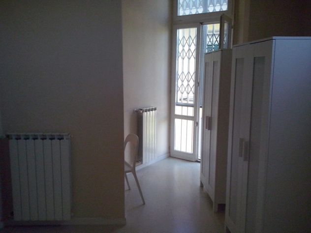 AFFITTASI POSTO LETTO IN DOPPIA IN APPARTAMENTO A 200 MT DAL POLO DI NOVOLI - Foto 8