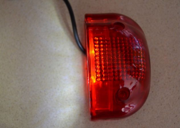 Fanali Led Targa veicoli due colori rosso o nero 12 volt - Foto 8