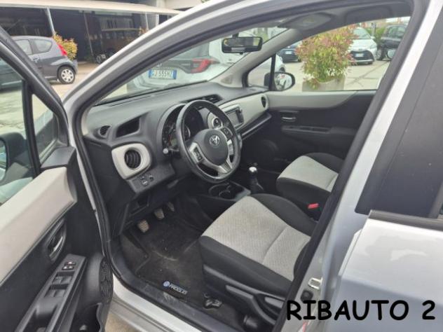 TOYOTA Yaris 1.0 5 porte Active rif. 24039735 - Foto 8