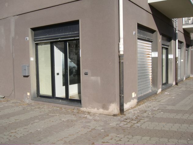 NEGOZIO 60MQ / 110MQ in GENOVA QUARTO - Foto 4