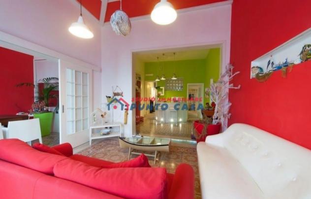 PORTO PESCHERECCIO – Appartamento arredato al 1°p. s/a – 100 mq ca. – Ampio 3 vani + acc. Splendida vista mare, ottimo contesto. Euro 700 CL C - Foto 4