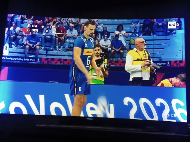 Tv Samsumg Curvo 55 pollici 4k Wifi,funzione 3D con Occhiali 3D - Foto 7