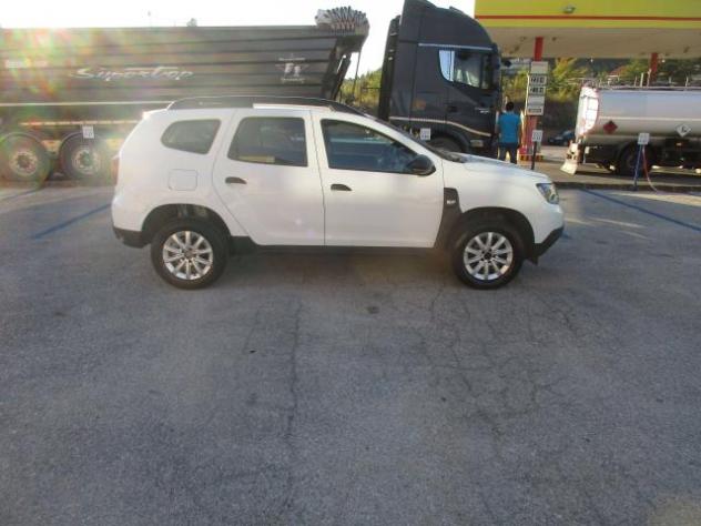 Dacia Duster 1.0 tce Essential Eco-g 4x2 100cv GARANTITA FULL OPTIONAL - Foto 4