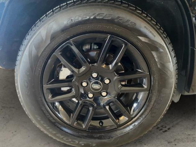 LAND ROVER Defender 110 3.0D I6 200 CV AWD Auto SE 7 POSTI rif. 23699675 - Foto 10