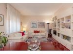 Appartamento di 120 m² con 5 locali e box auto in vendita a Torino