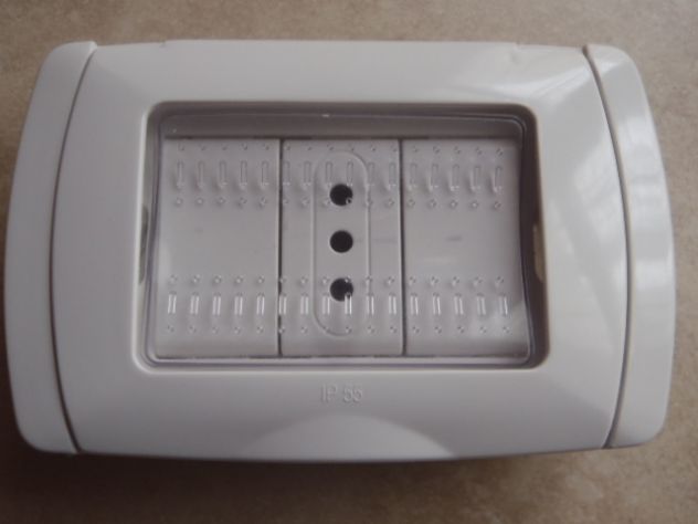 Placca stagna autoportante IP55