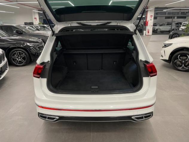 VOLKSWAGEN Tiguan 2.0 TDI 200 CV DSG 4Motion R-Line rif. 24034713 - Foto 3