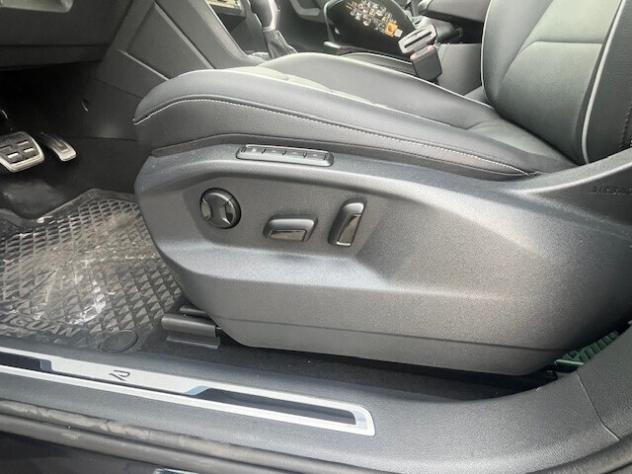 Volkswagen Tiguan 2.0 TDI 150 CV SCR DSG R-Line - Foto 6