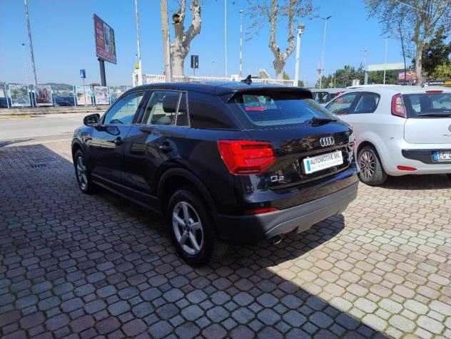 AUDI - Q2 - 1.6 TDI S tronic Business - Foto 6