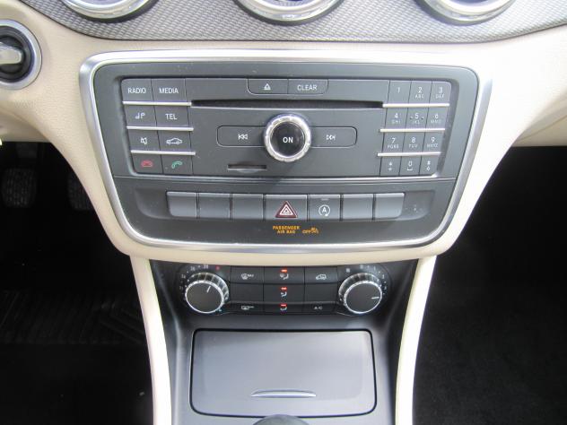 Mercedes-benz GLA 180 d Executive - Foto 8