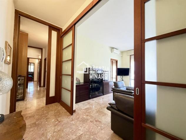 FAENZA – CENTRO STORICO | AMPIO APPARTAMENTO CON 3 CAMERE, ASCENSORE, BALCONE E GARAGE - Foto 4