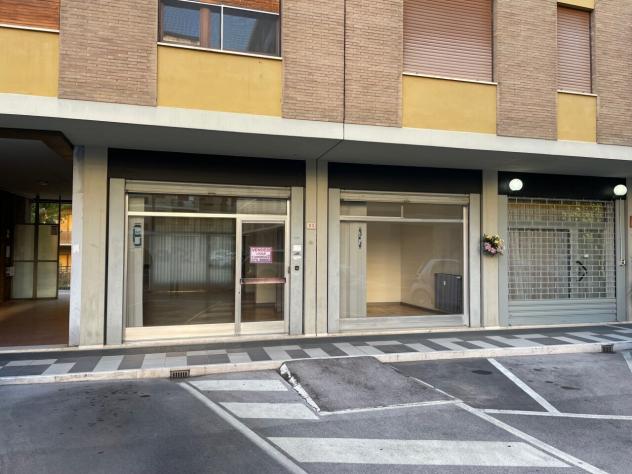 3 Vetrine in vendita a Perugia - Foto 13