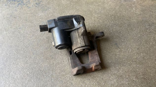 Pinza freno elettrica posteriore DX Hyundai I40 del 2014 - Foto 2