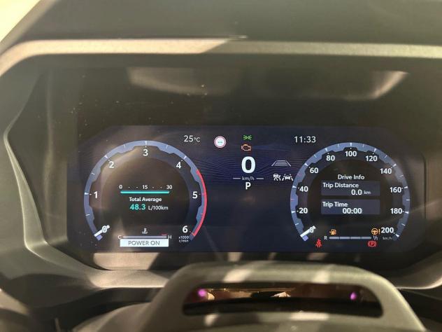 Toyota Hilux 2.8 DIESEL MILD HYBRID 48V 204 CV AUTOMATICO PREMIUM - Foto 9