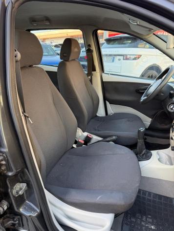 Fiat Punto 1.3 Multijet 16V 5 porte Dynamic - Foto 9