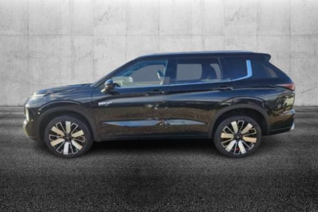 MITSUBISHI Outlander 2.4L 4WD PHEV Instyle 4ª serie rif. 23757889 - Foto 5