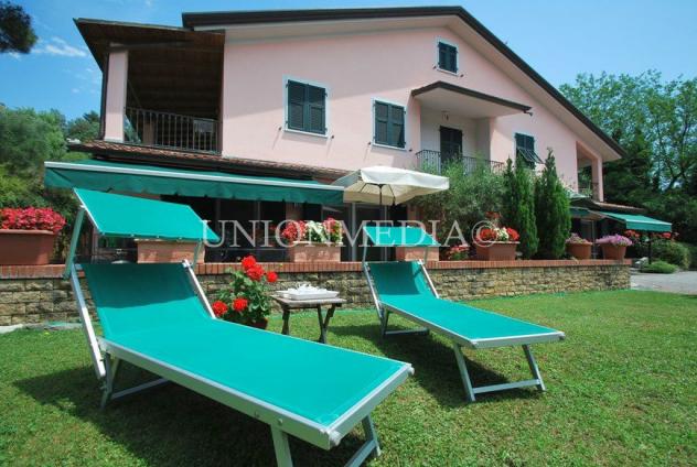 Villa in vendita a Sarzana