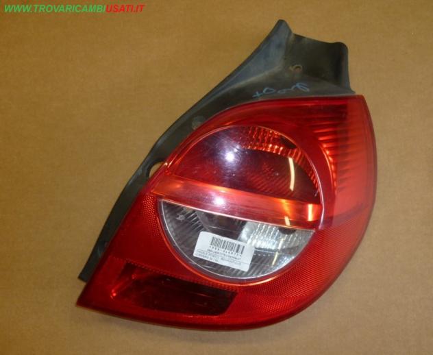 FANALE POST.D. RENAULT CLIO (C85/B85) 3p / 5p  Parti elettriche  Fanaleria  Fanali  Fanale post. sx. RENAULT - CLIO III  3/5 P - 01-07-2005 - 01-04-20