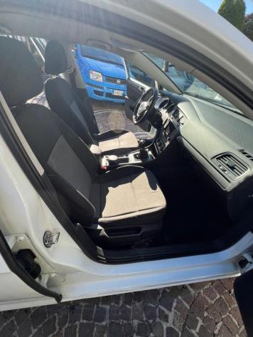 VOLKSWAGEN Golf 1.6 BlueTDI 5p. Trendline - Foto 7