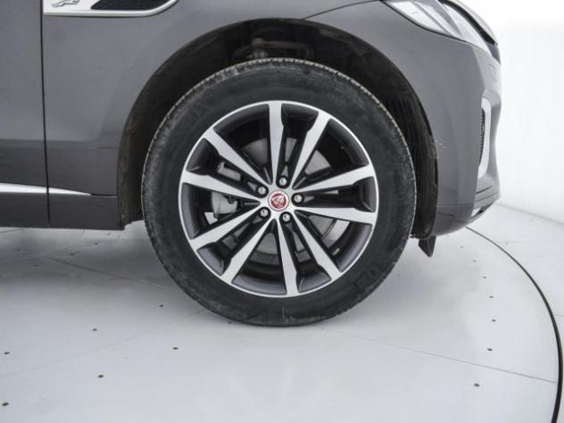 JAGUAR F PACE 2.0 D 204 CV AWD aut. R-Dynamic SE rif. 23205180 - Foto 9