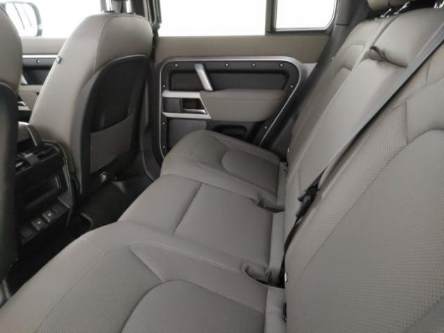 LAND ROVER Defender 110 3.0D I6 200CV AWD X-Dynamic SE- solo operatori rif. 23478286 - Foto 9
