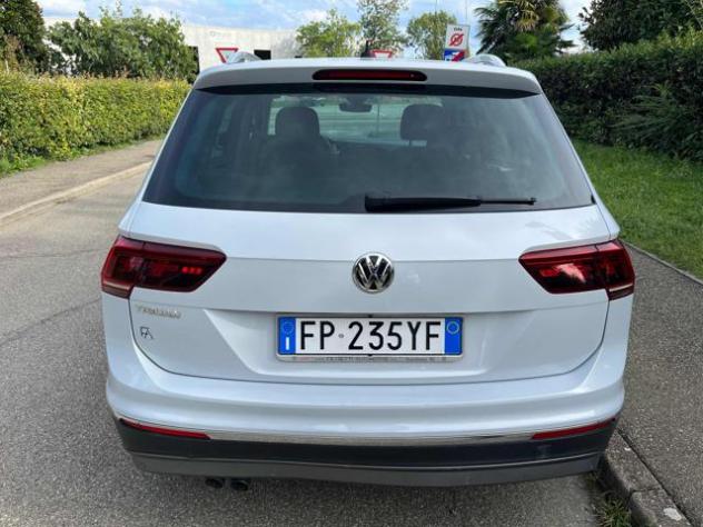 VOLKSWAGEN Tiguan 2.0 TDI SCR DSG Advanced BlueMotion Technology rif. 23195838 - Foto 4