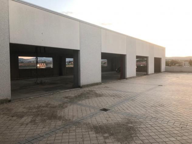Vendesi Capannone Commerciale Nuovo Rif. T90 - Foto 4