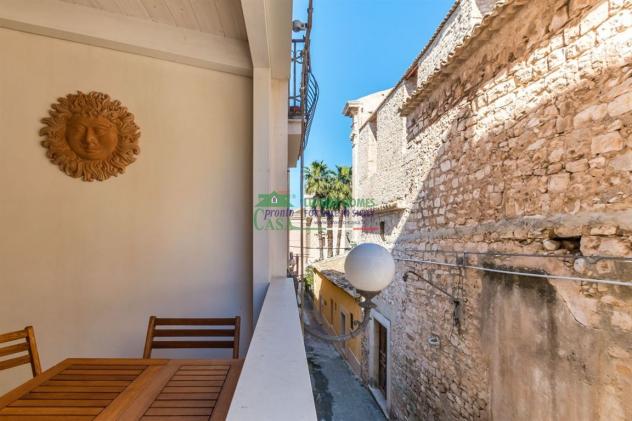 Rif: 2763 COMISO – INTERO STABILE CON DOPPIA OPPORTUNITÀ: ABITAZIONE E INVESTIMENTO! - Foto 7