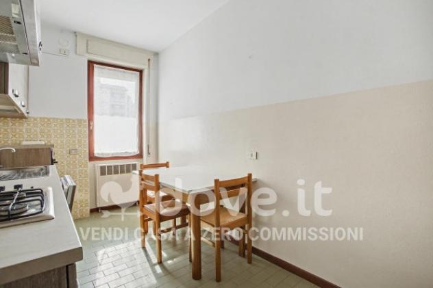 Appartamento di 100 m² con 3 locali e box auto in vendita a Luino - Foto 7