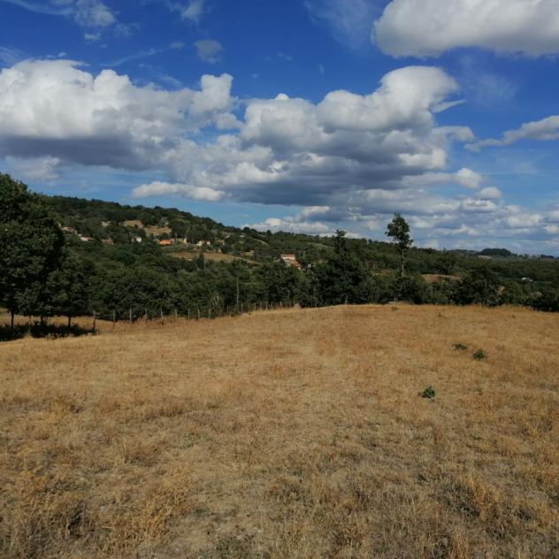 Nella Frazione dell'Elmo nel comune di Sorano, dove sono presenti i servizi di prima necessità, a 10 km da Sorano e relative terme, 11 km da Pitiglian - Foto 3