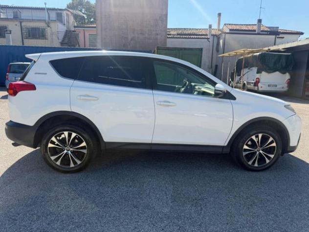 TOYOTA RAV 4 MY23 RAV4 2.0 D-4D 2WD Style Stupenda Bellissima rif. 24147689 - Foto 5