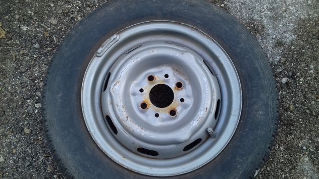 cerchio fiat d'epoca monta gomma 150 sr 13