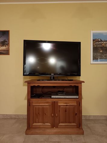 vendo arredamento vario per cambio abitazione - Foto 8